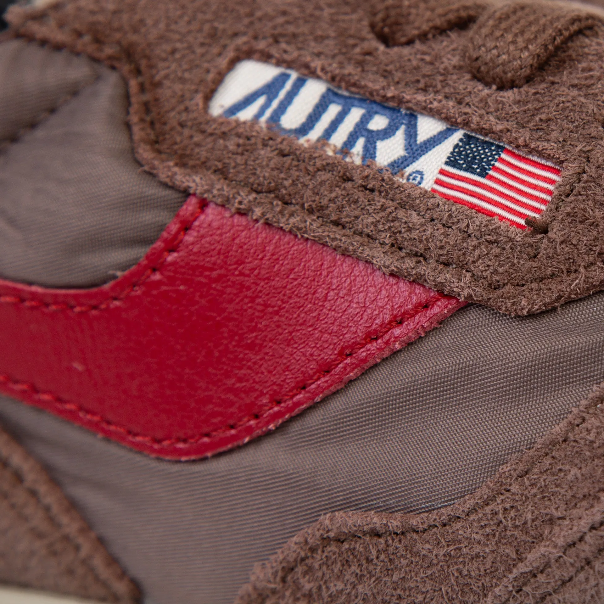 AUTRY SNEAKERS REELWIND WWLM-UT 06
