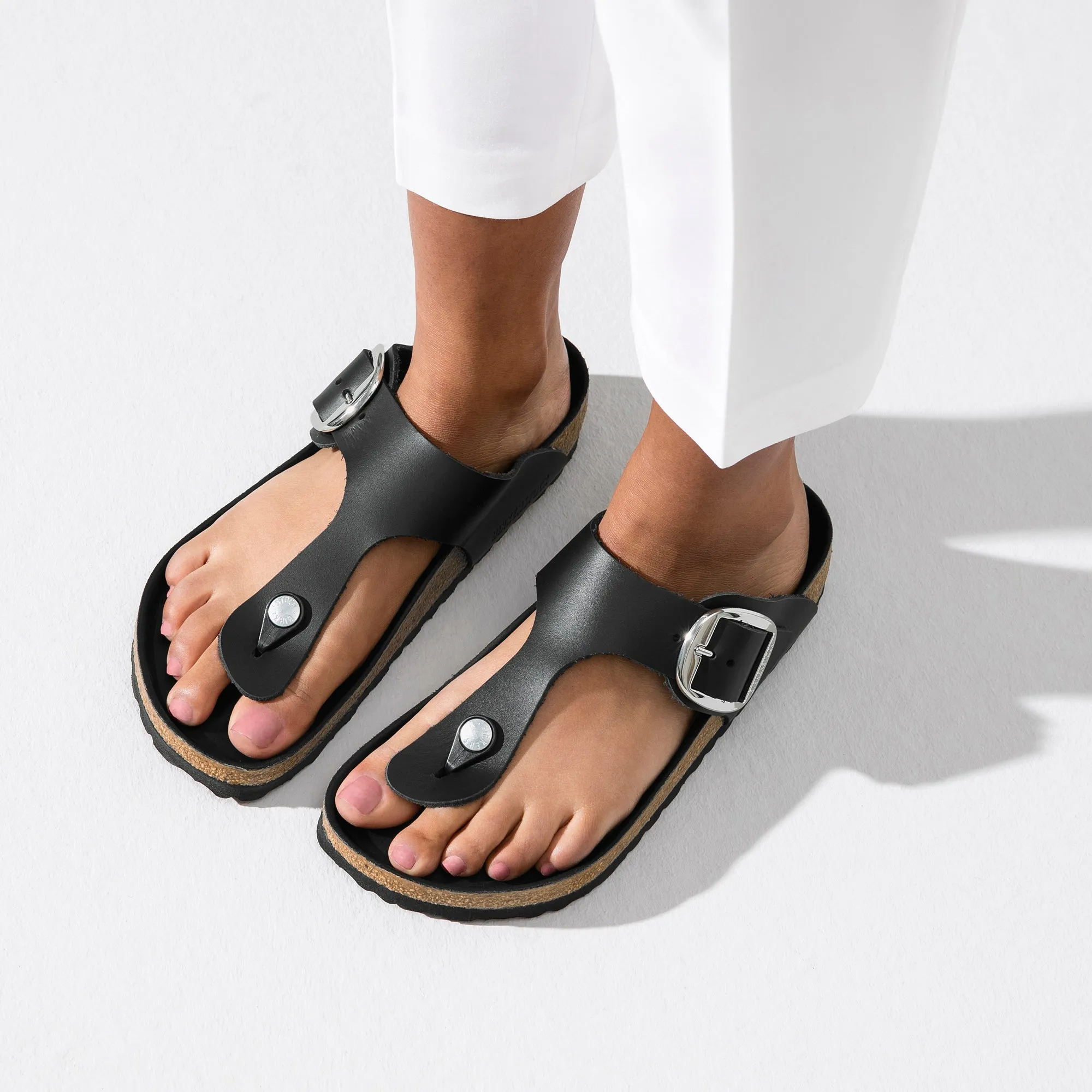 BIRKENSTOCK GIZEH BIG BUCKLE OILED LEATHER