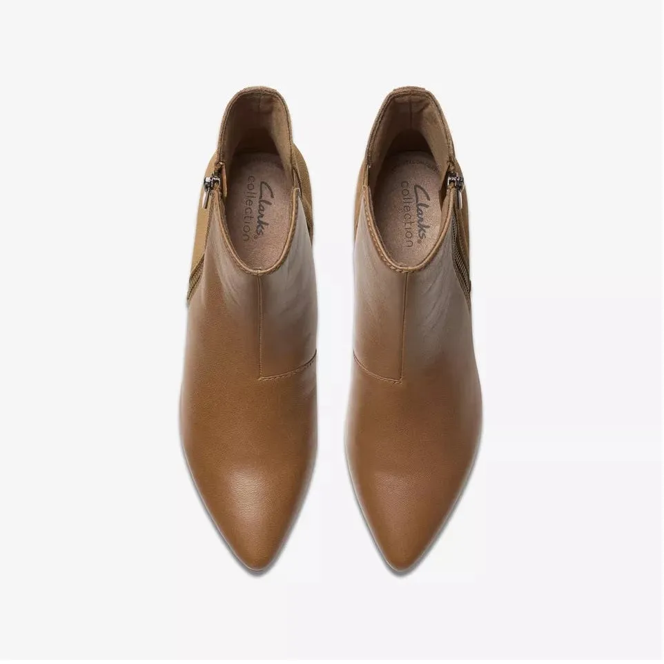 Clarks Women's Ellanie Vibe Taupe Leather 26180066