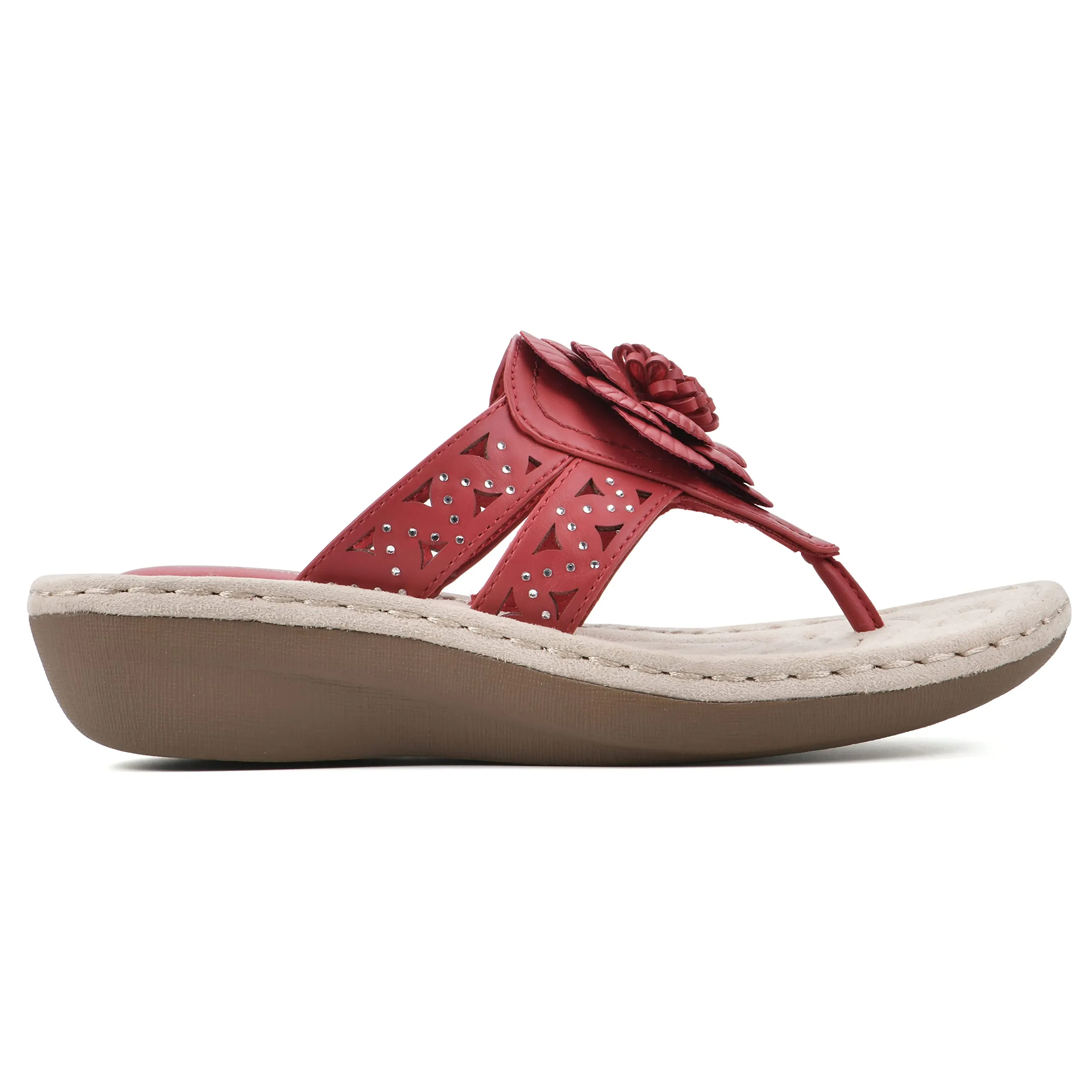 CLIFFS BY WHITE MOUNTAIN Cynthia Women's Thong Sandal, Berry Red/Smooth, 7 M