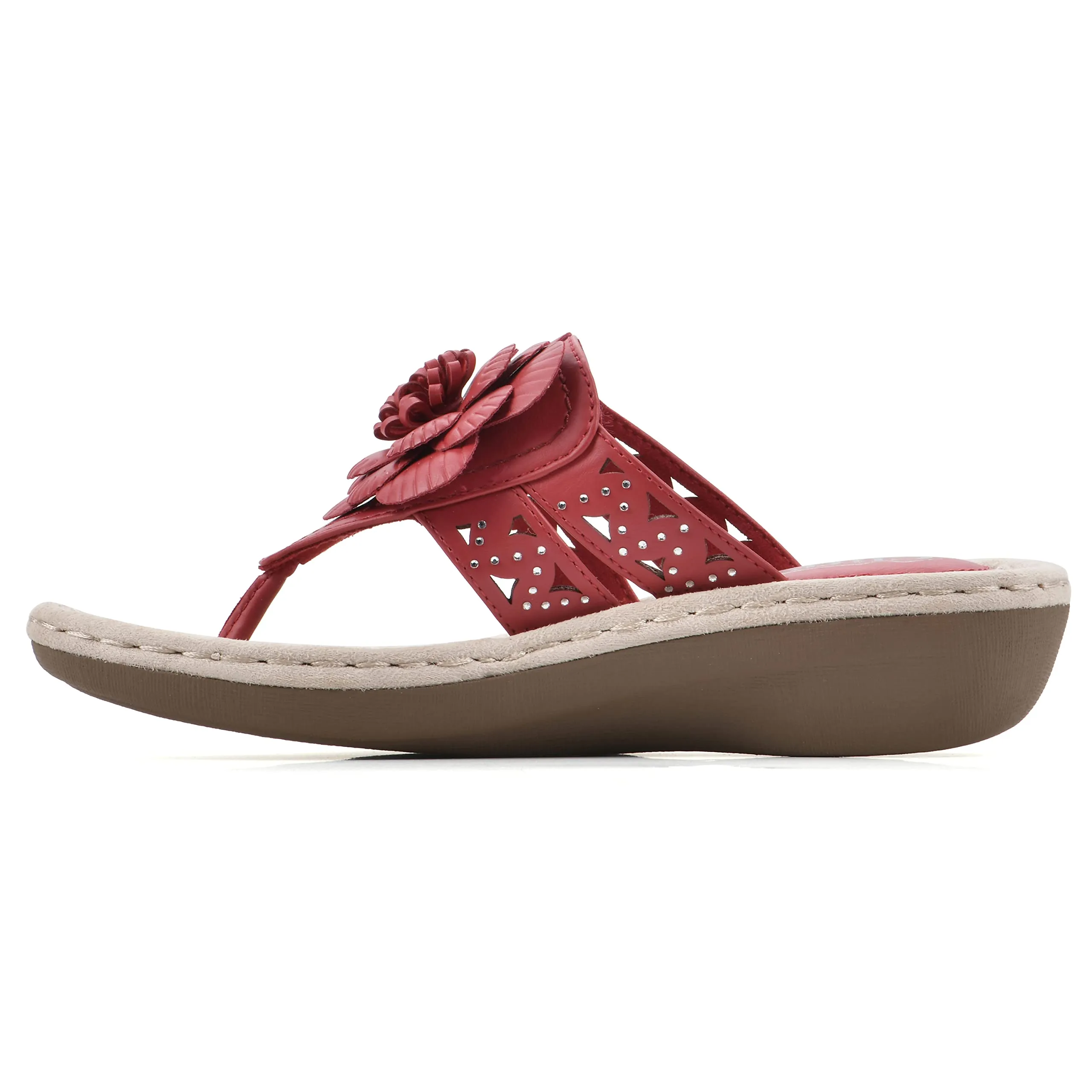 CLIFFS BY WHITE MOUNTAIN Cynthia Women's Thong Sandal, Berry Red/Smooth, 7 M