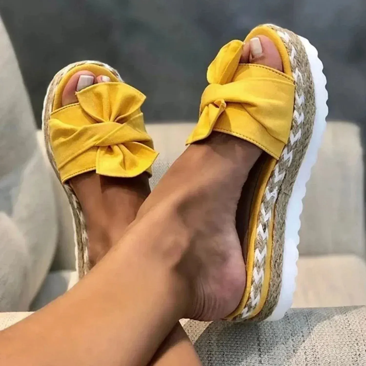 Floristra – Trendy geweven platformsandalen