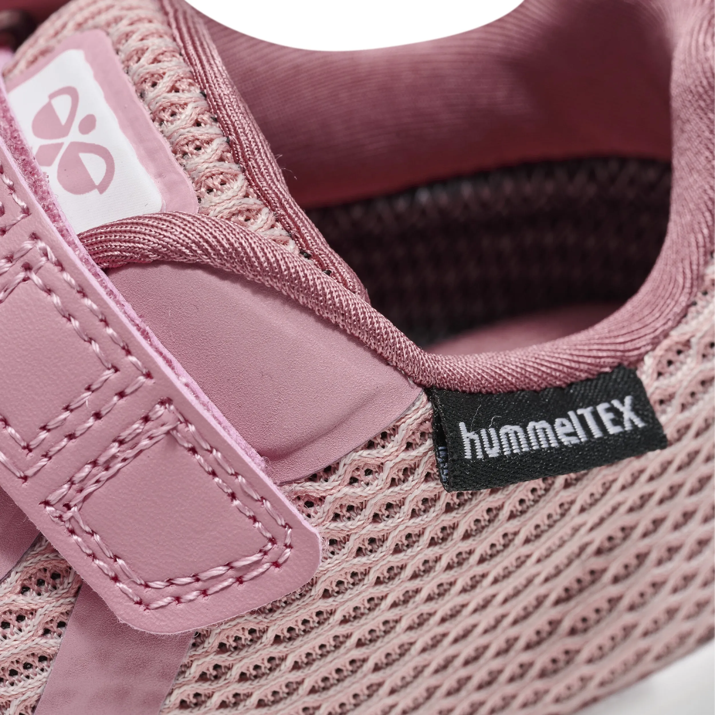Hummel Kids Trainers | Waterproof Actus | Pink