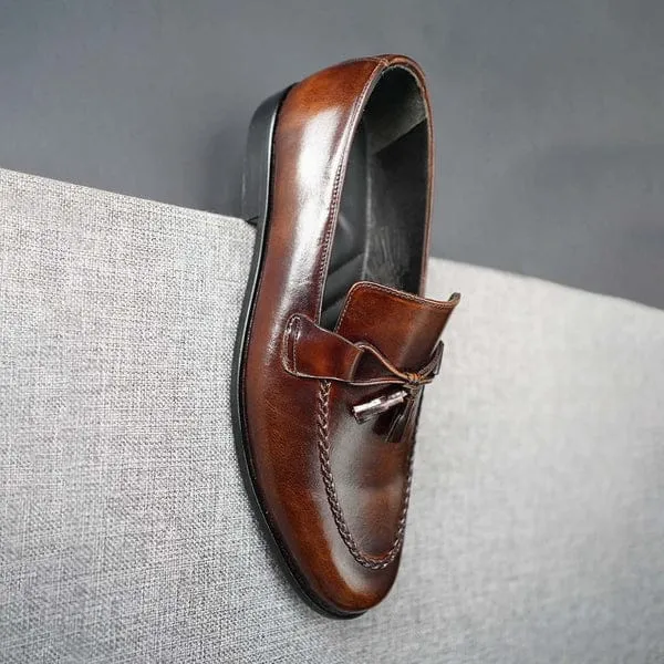 Leather pump