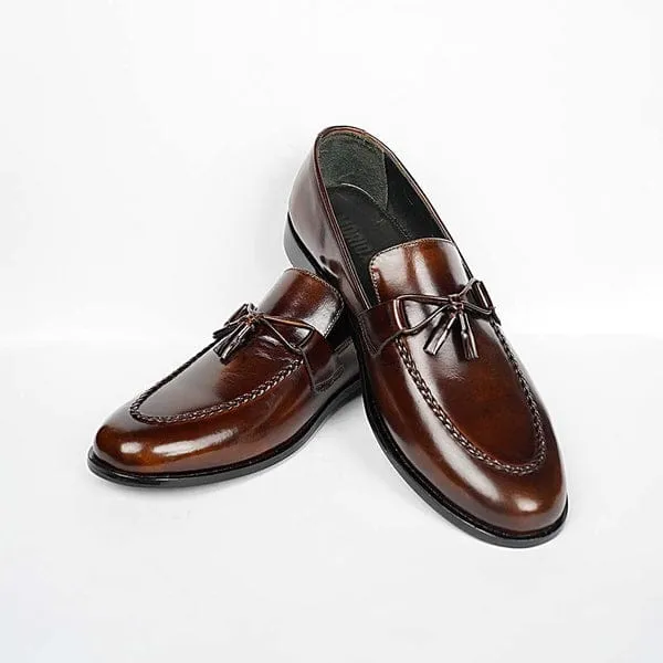 Leather pump