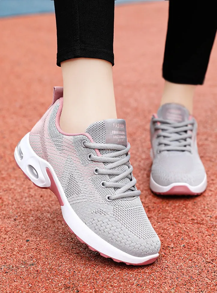 Lightweight and Casual Women's Training Shoes with Modern Knitted Design