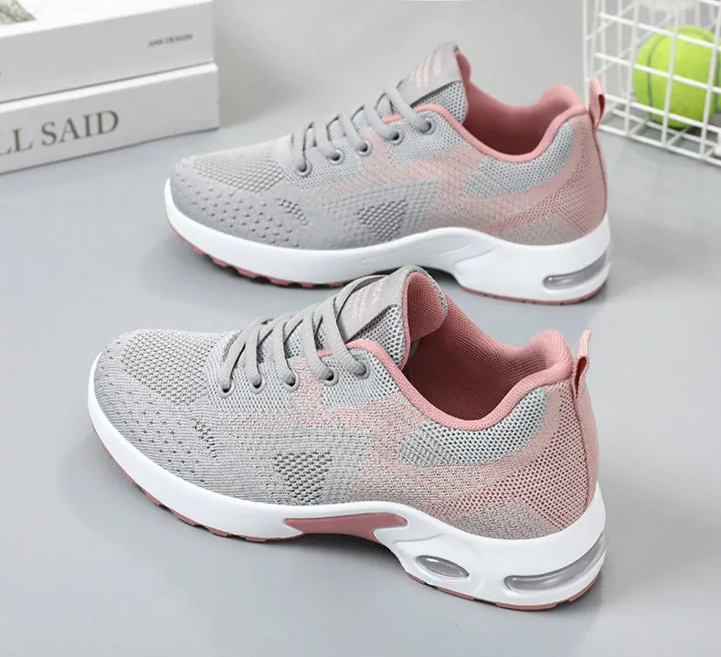 Lightweight and Casual Women's Training Shoes with Modern Knitted Design