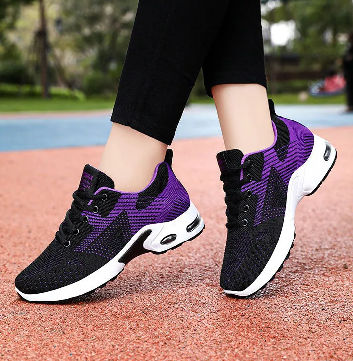 Lightweight and Casual Women's Training Shoes with Modern Knitted Design