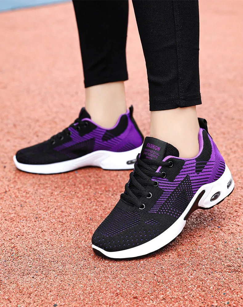 Lightweight and Casual Women's Training Shoes with Modern Knitted Design