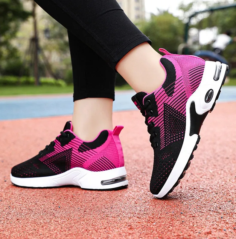 Lightweight and Casual Women's Training Shoes with Modern Knitted Design