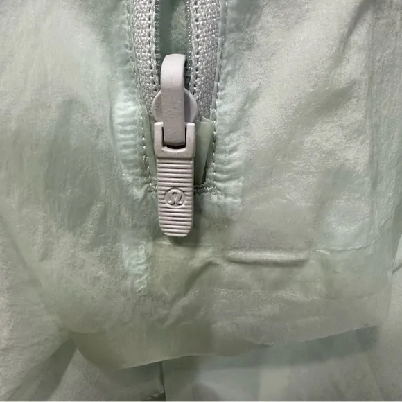 Lululemon Ocean Air Green High-Rise Step Out Short Packable Water-Repellent