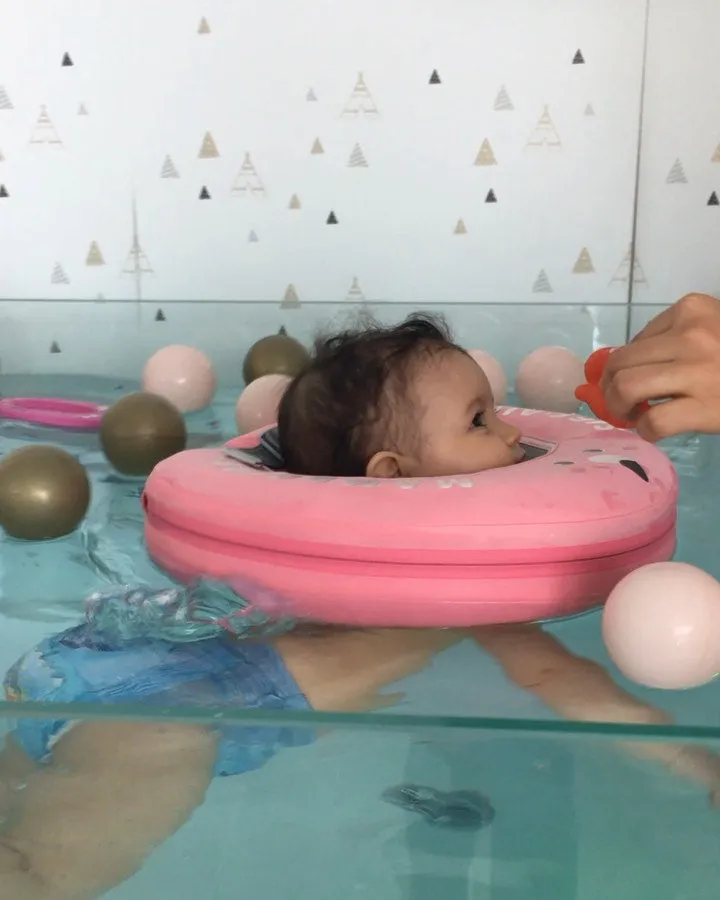 Mambobaby Neck Float Pink