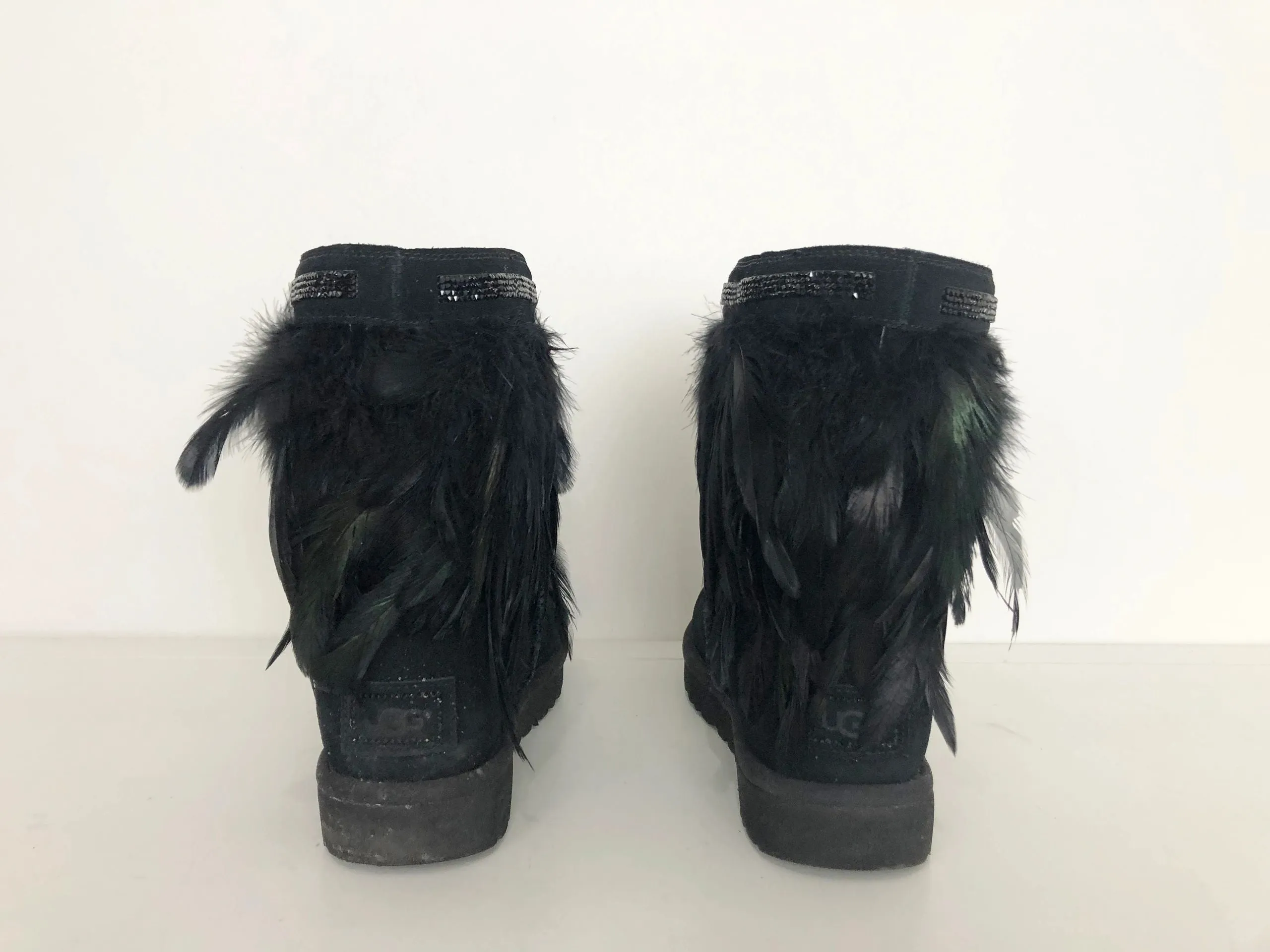 NEW Ugg Peacock Boots Size 9