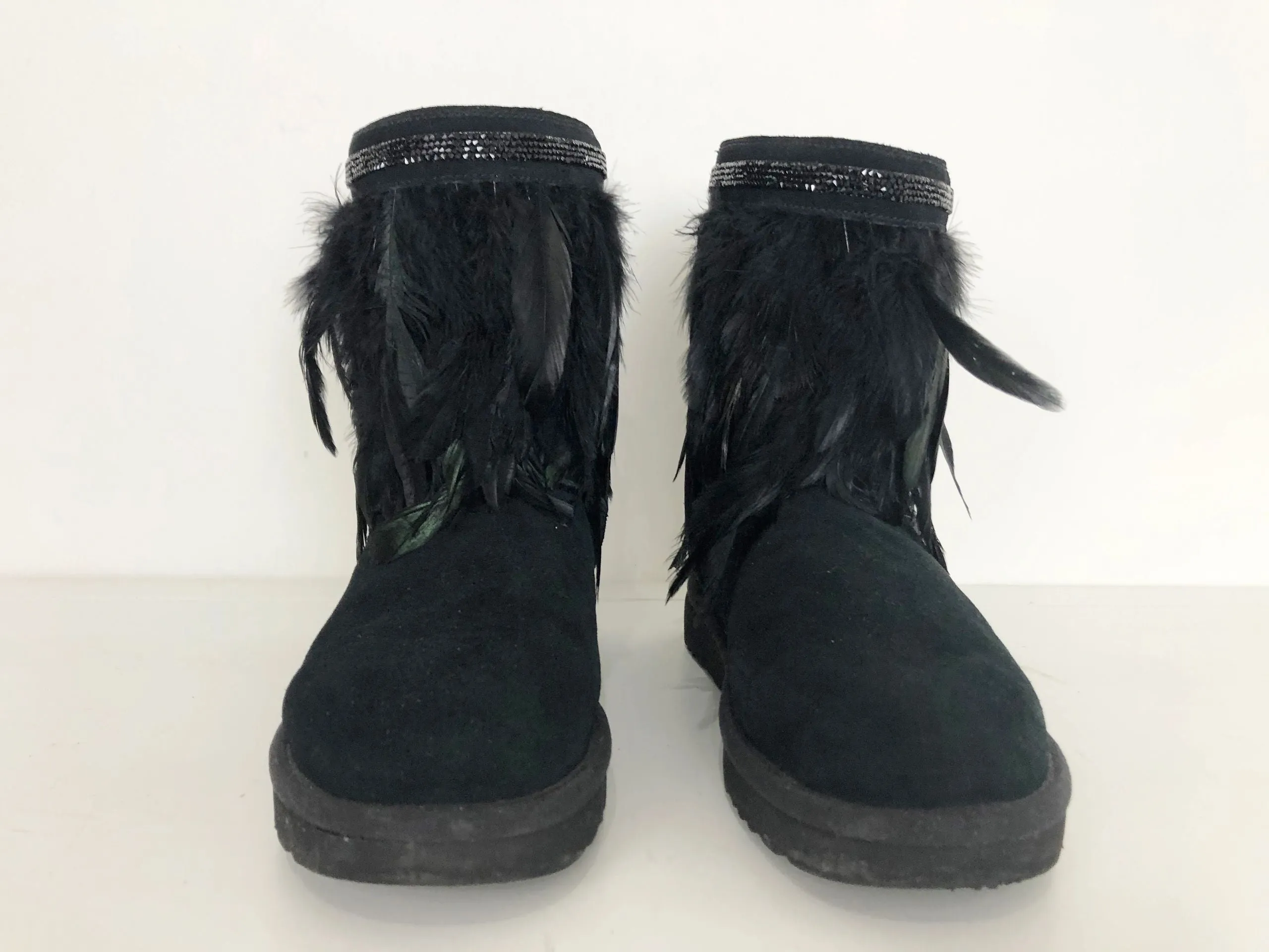 NEW Ugg Peacock Boots Size 9