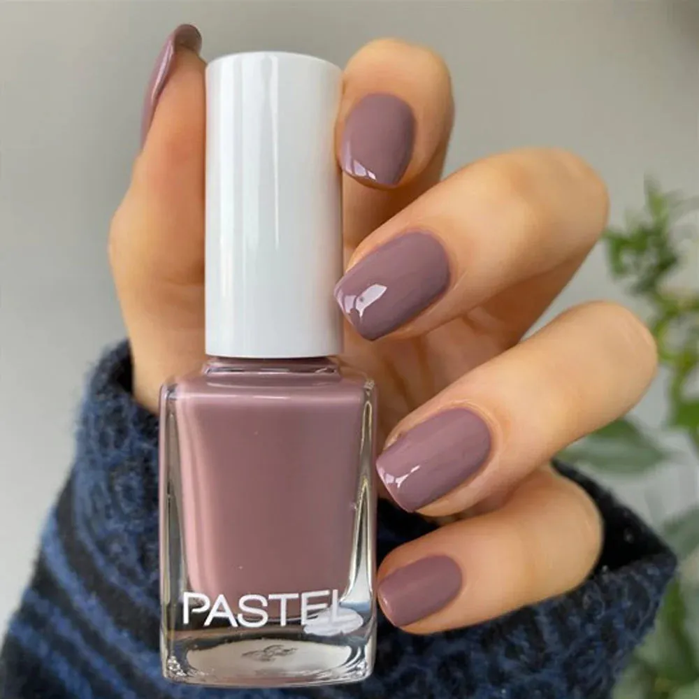 Pastel nail polish - 311