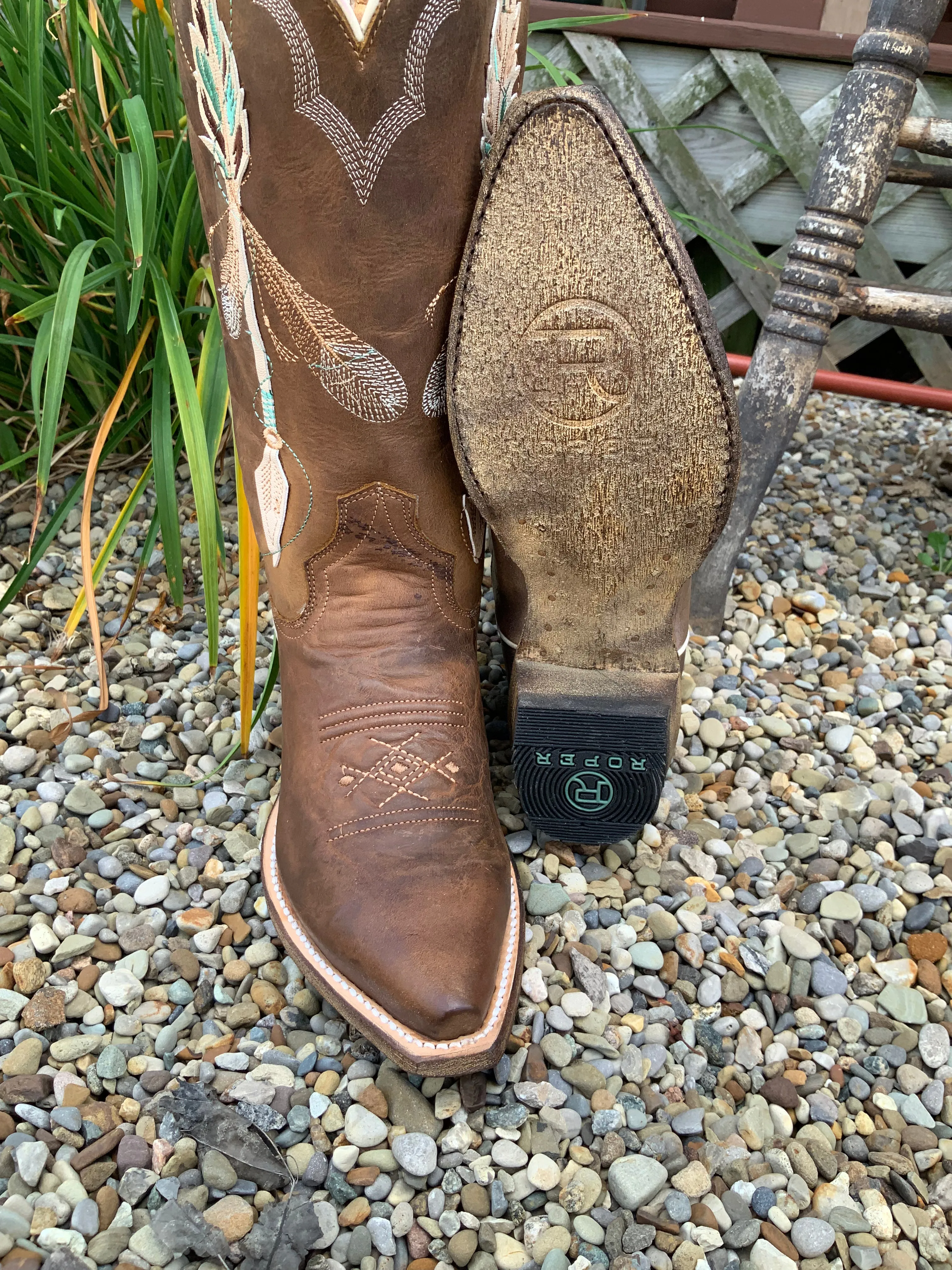Roper Women's Brown Leather Arrow & Feather Embroidered Wide Calf Snip Toe Cowgirl Boots 8128-8460