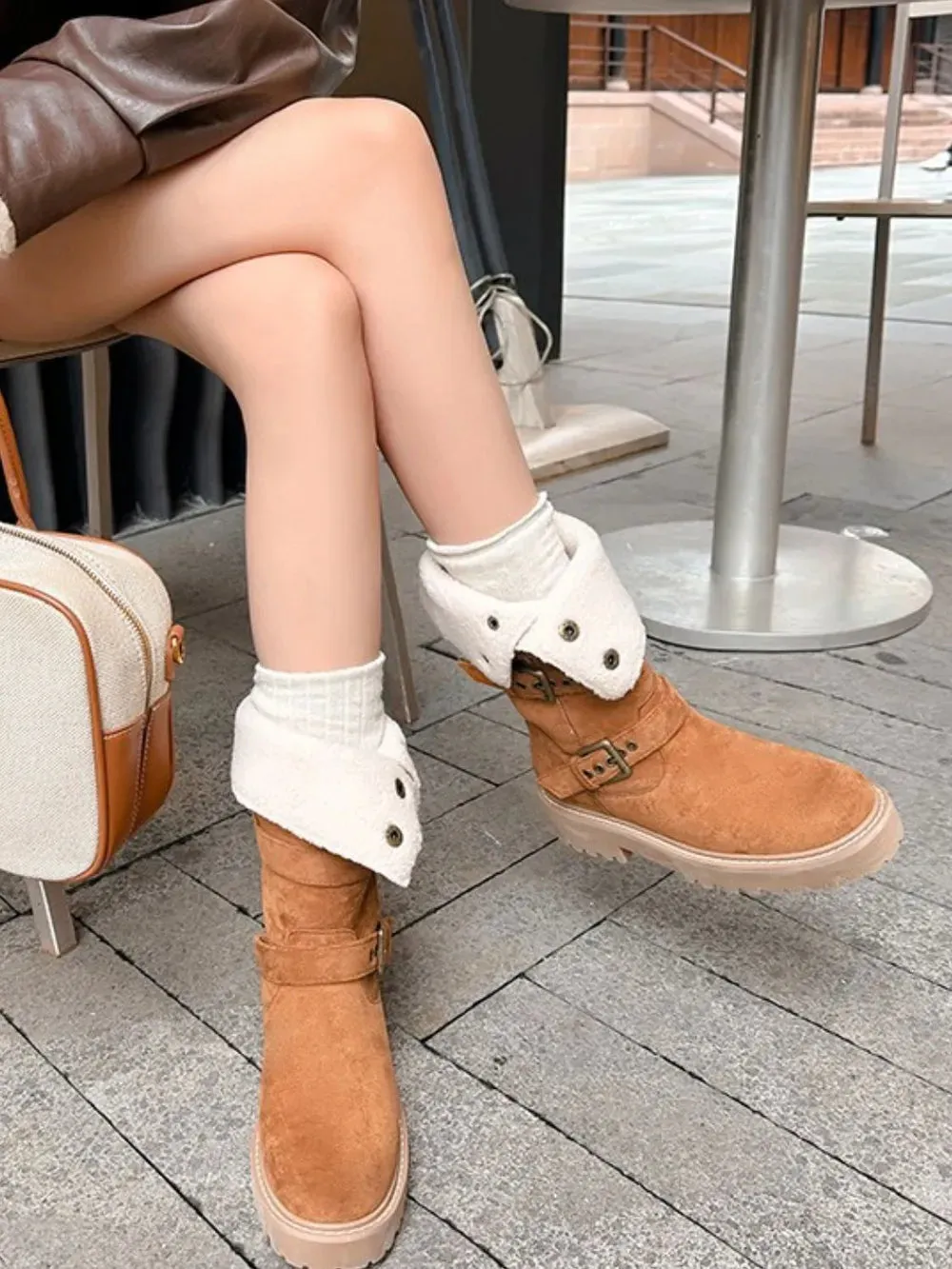 Round Toe Platform Boots