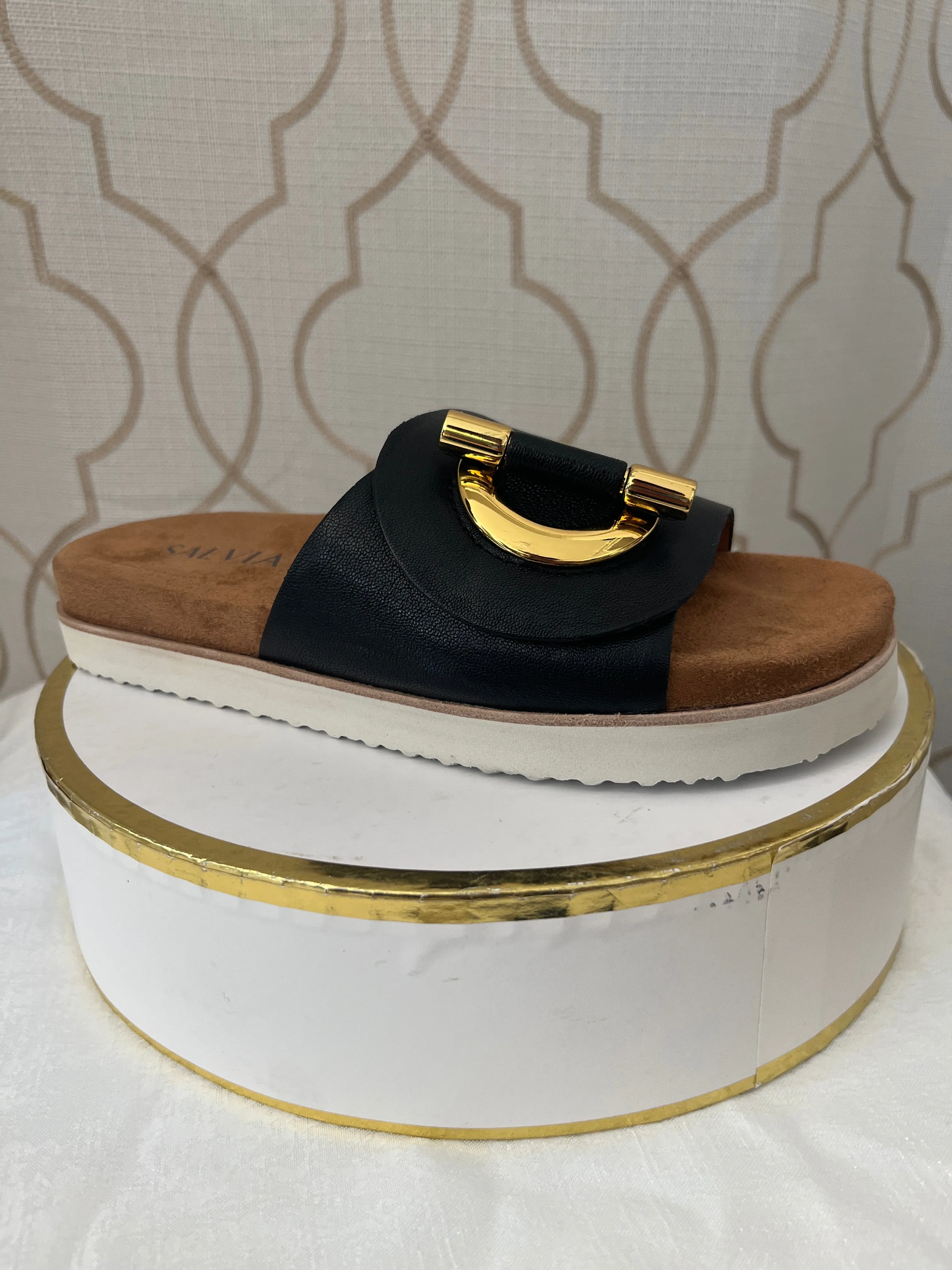 SALVIA DENNI BLACK SMOOTH LEATHER