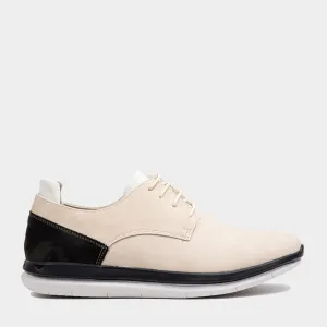 The Ready Sneaker