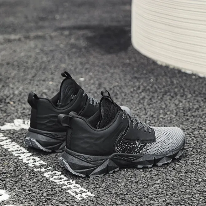 Vegus Sneakers